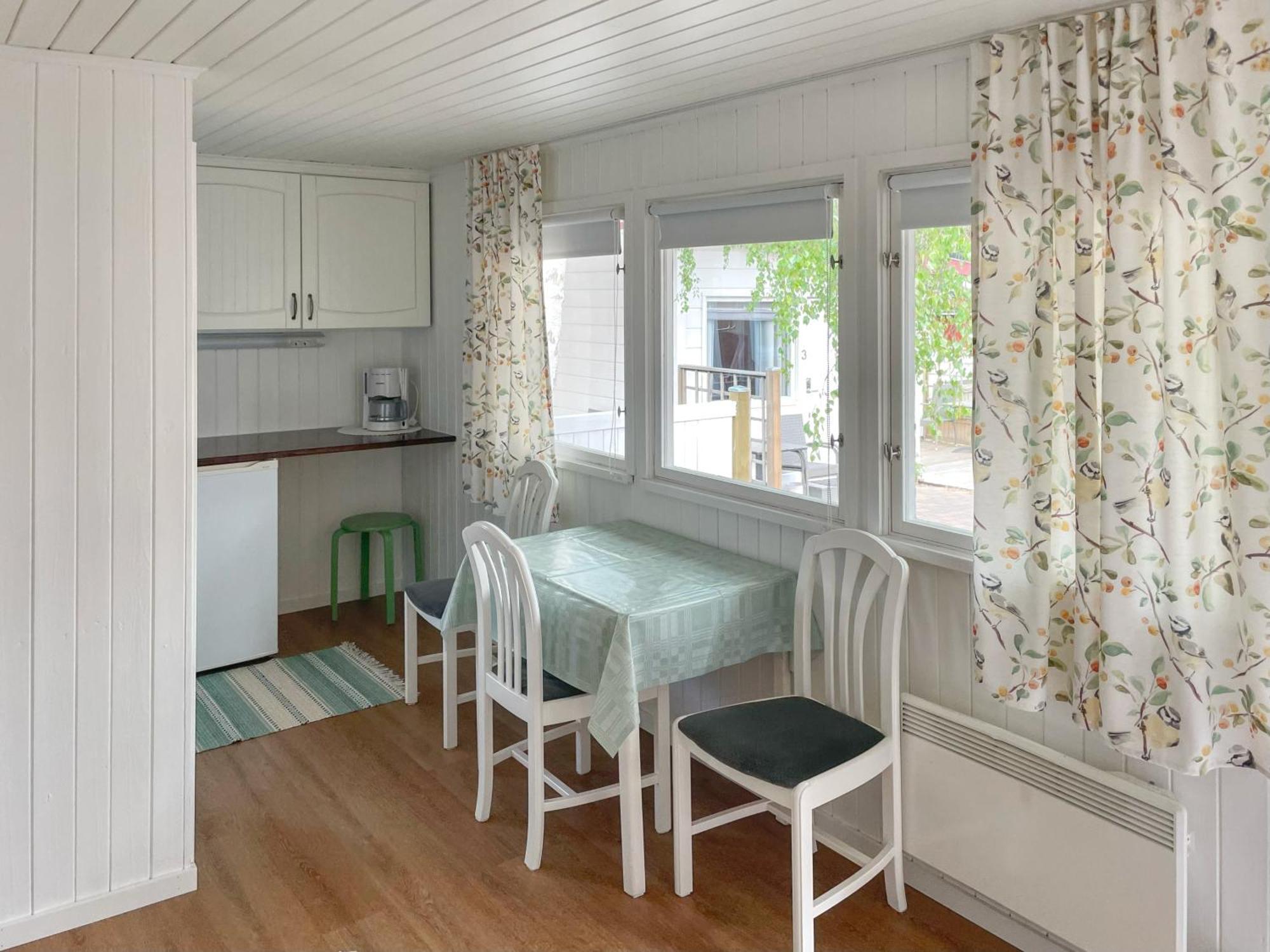 Strandbergs Stugor Mariehamn Exterior photo